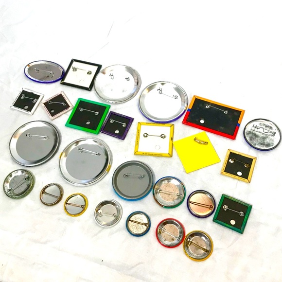 Lot of 26 Vintage Pins | Miscellaneous buttons - Picture 5 of 5